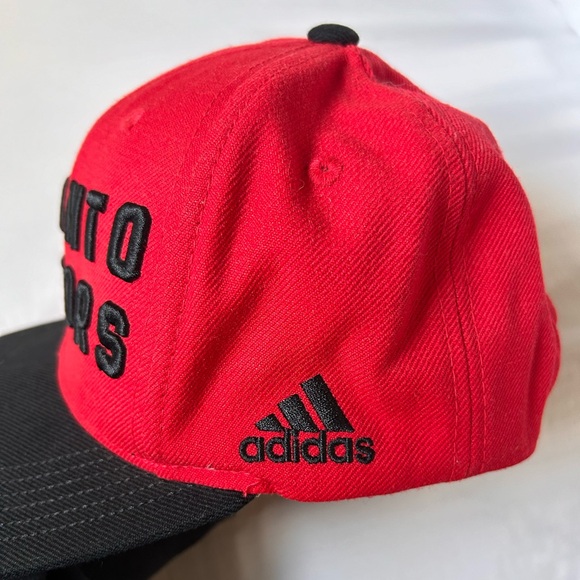 Toronto Raptors Cap - Picture 2 of 4